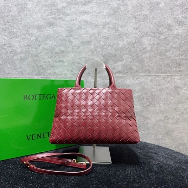 95新/葆蝶家/市场价38000/包包/250212XZ0024