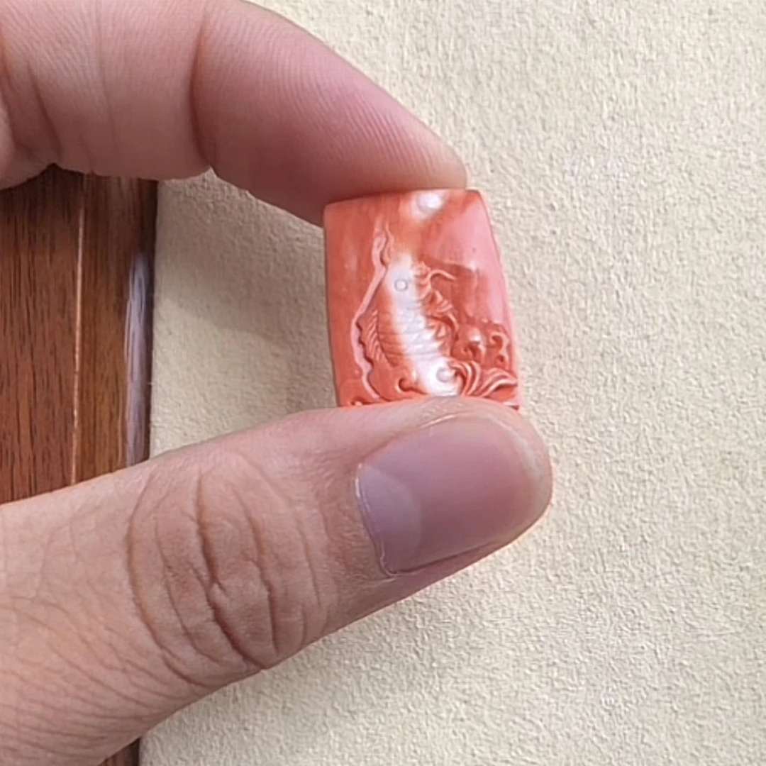 momo活料鱼牌子吊坠