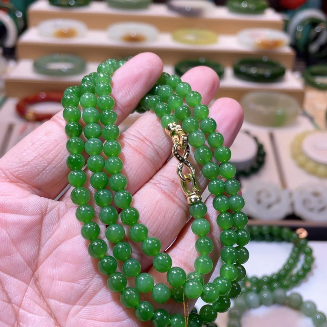 和田玉未镶嵌颈饰高品碧玉阳绿108卡6