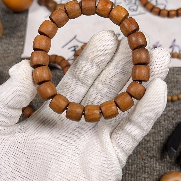 檀香木手串/手链老山檀香黑肉10/11沉水直切