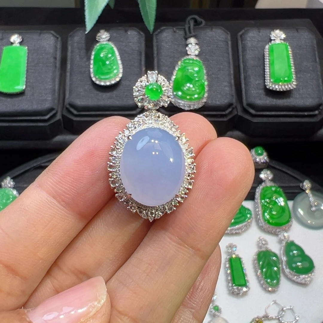 翡翠颈饰18K金镶嵌收到货48小时鉴赏期