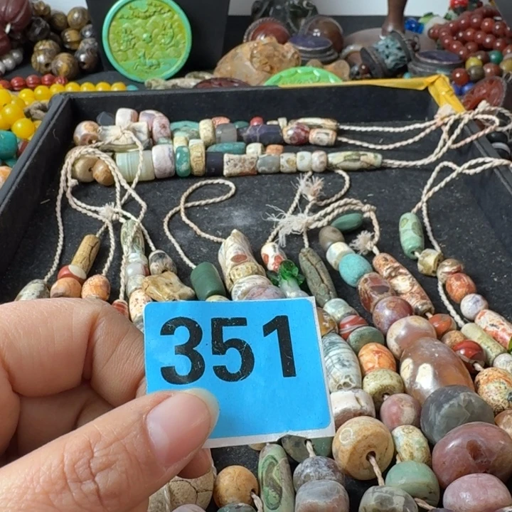 雨***虹玛瑙/玉髓未镶嵌颈饰