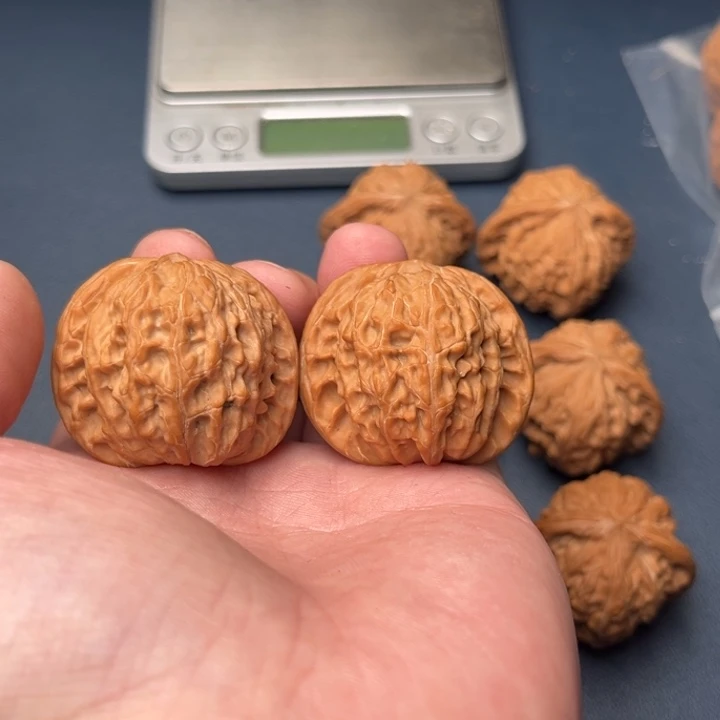 文玩核桃把件毛**丶40磨盘邮费自理