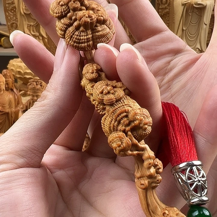 柏木（崖柏）灵芝如意
