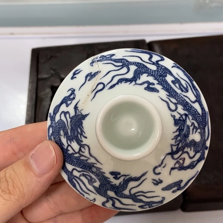 瓷片老*拉不会哈哈哈哈哈哈哈哈就
