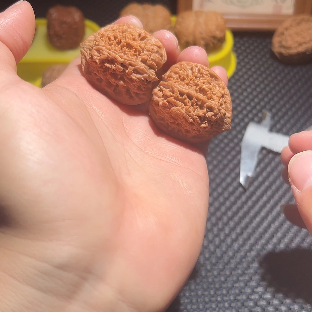 吊坠文玩核桃满天星 文玩核桃