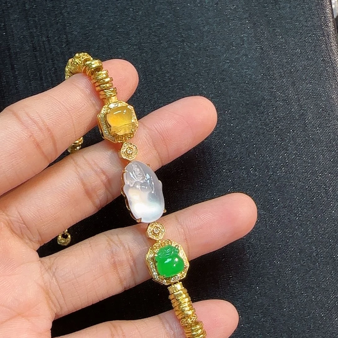 翡翠18K金镶嵌手链盘缠