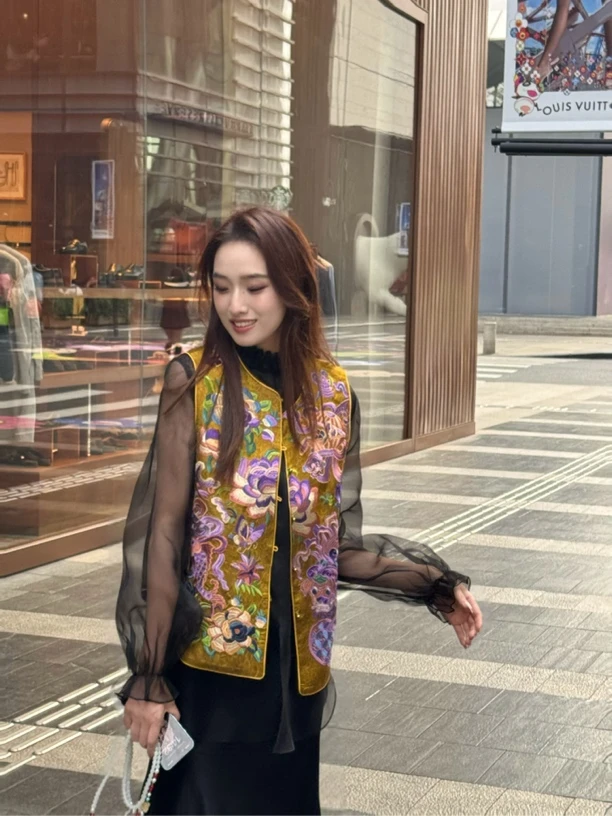【富贵如意】缎龟纹醒狮牡丹双鱼中式马甲