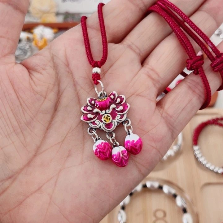 珐琅吊坠足银莲花吊坠