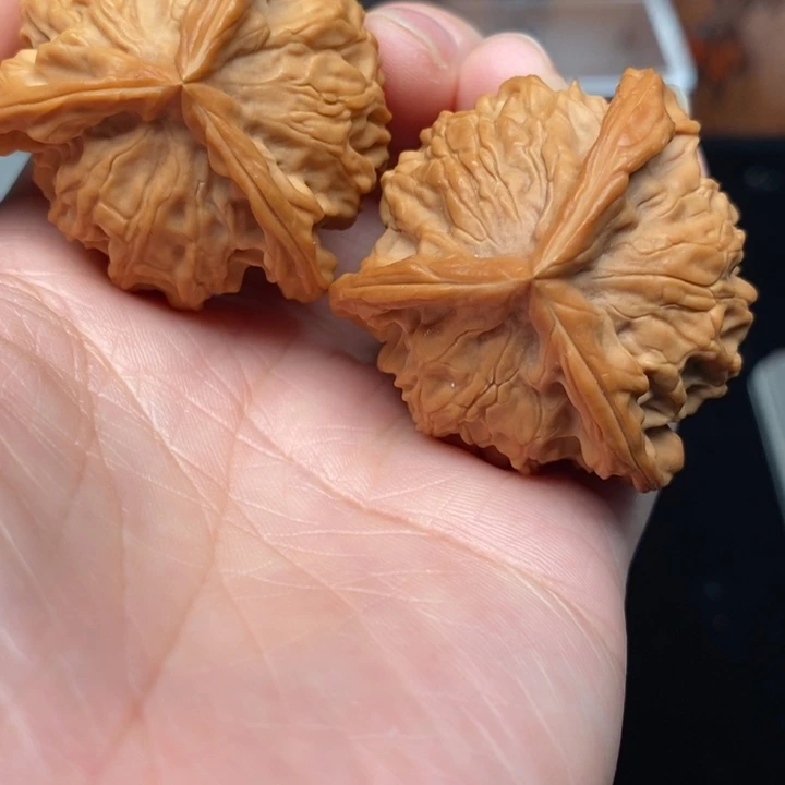 吊坠文玩核桃盘山