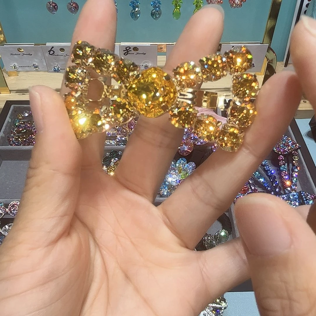 布艺铁合金我在想
