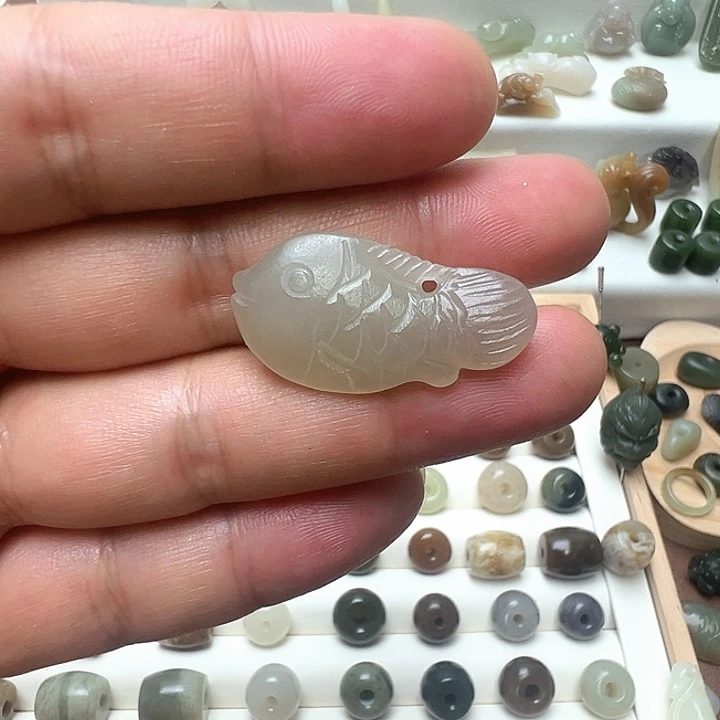 未镶嵌和田玉珠宝半成品