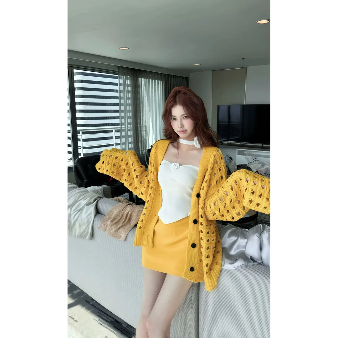 新品设计感镂空针织长袖上衣内搭抹胸高腰半身裙时尚三件套