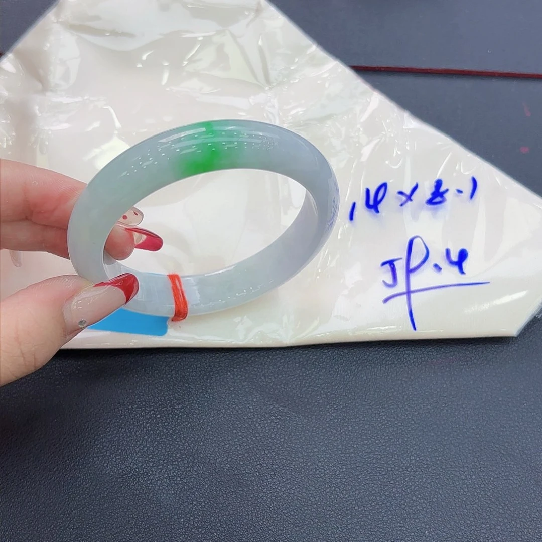 翡翠手镯未镶嵌圈口59.58.60