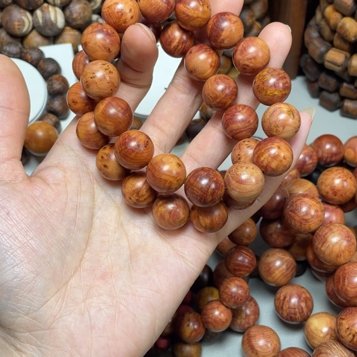 括***球贡木把件感谢大哥的