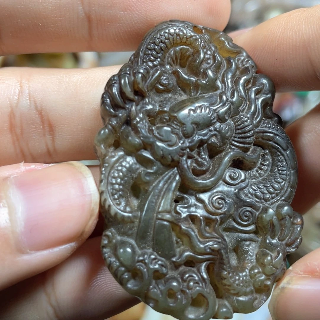 未镶嵌和田玉（糖玉）挂件