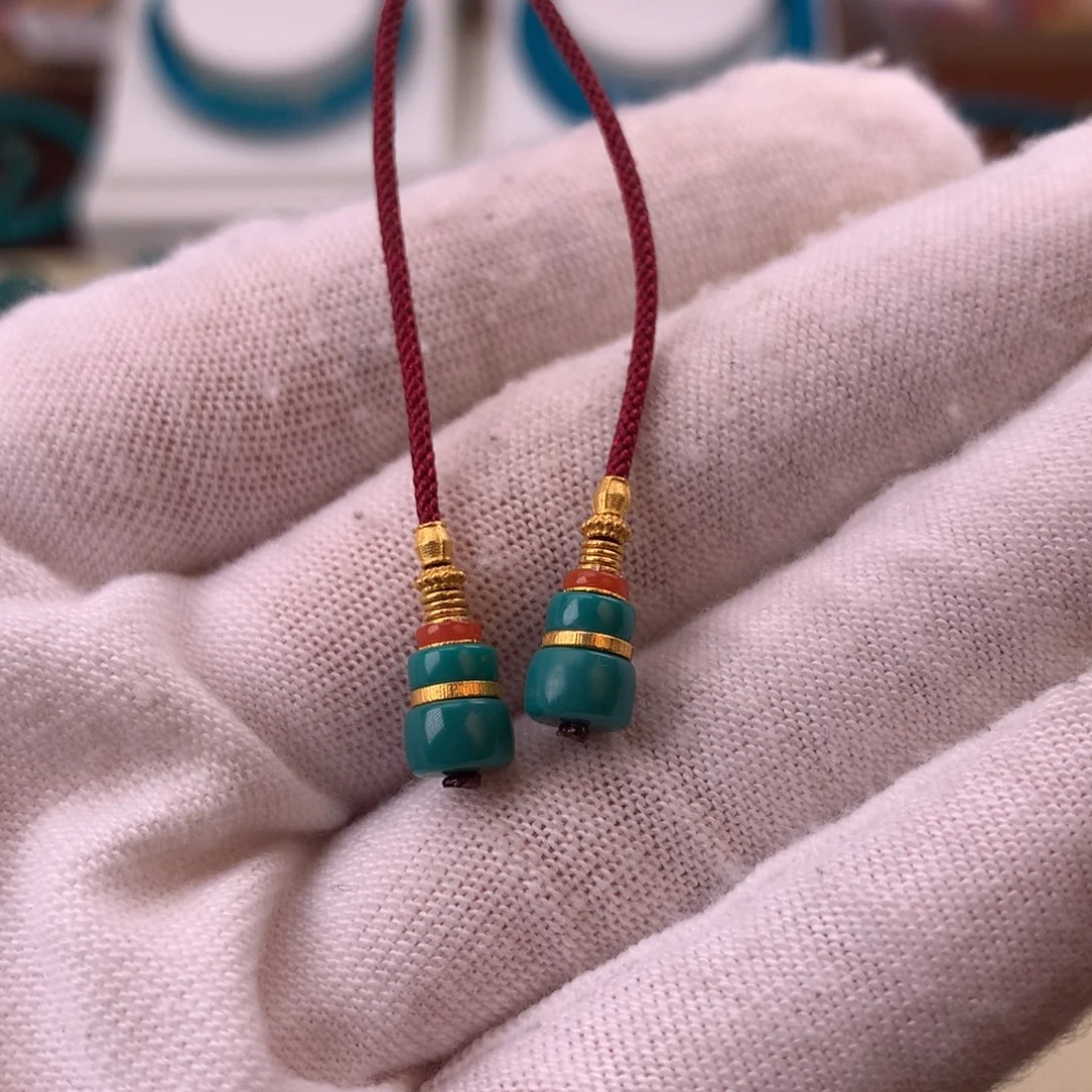 绿松石配饰未镶嵌斌**李