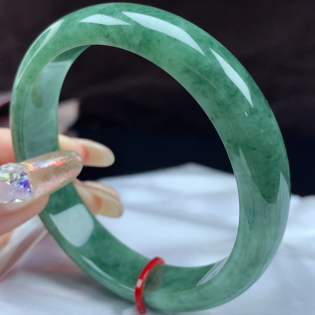 翡翠手镯未镶嵌70776，