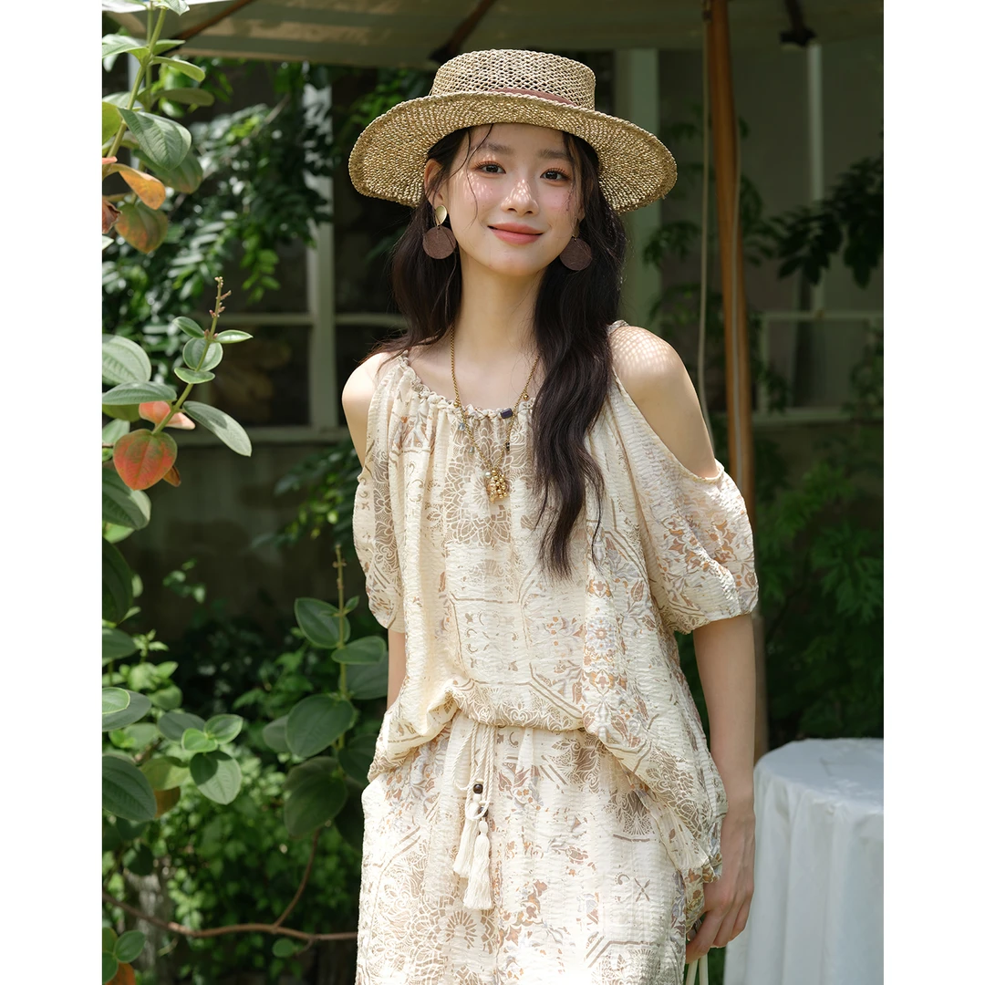 谜秀杏色波西米亚印花两件套女挖肩短裤串珠流苏两件套