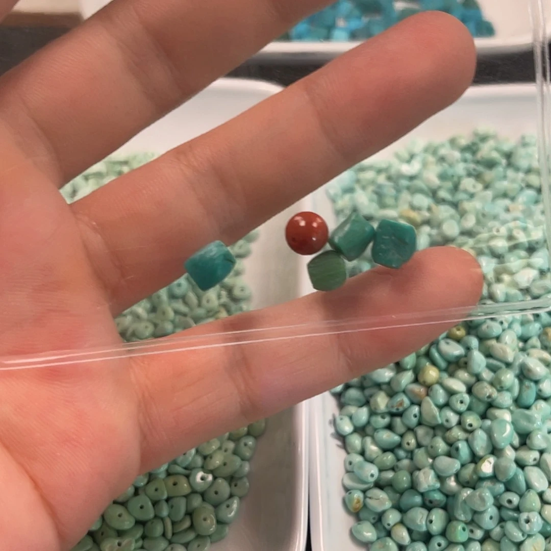 觉***即南红玛瑙未镶嵌珠宝奇石