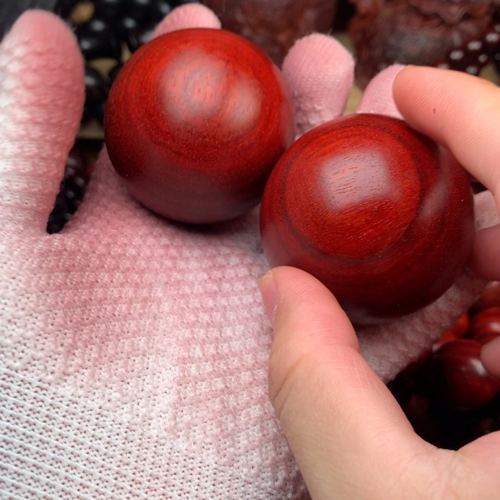 行***笑木5.0顶泥鸡血红手球一对