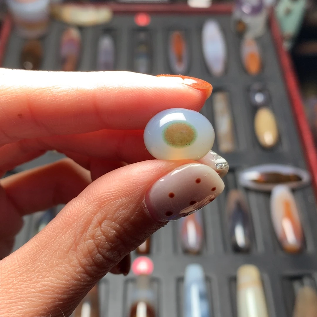 未镶嵌颈饰玛瑙/玉髓