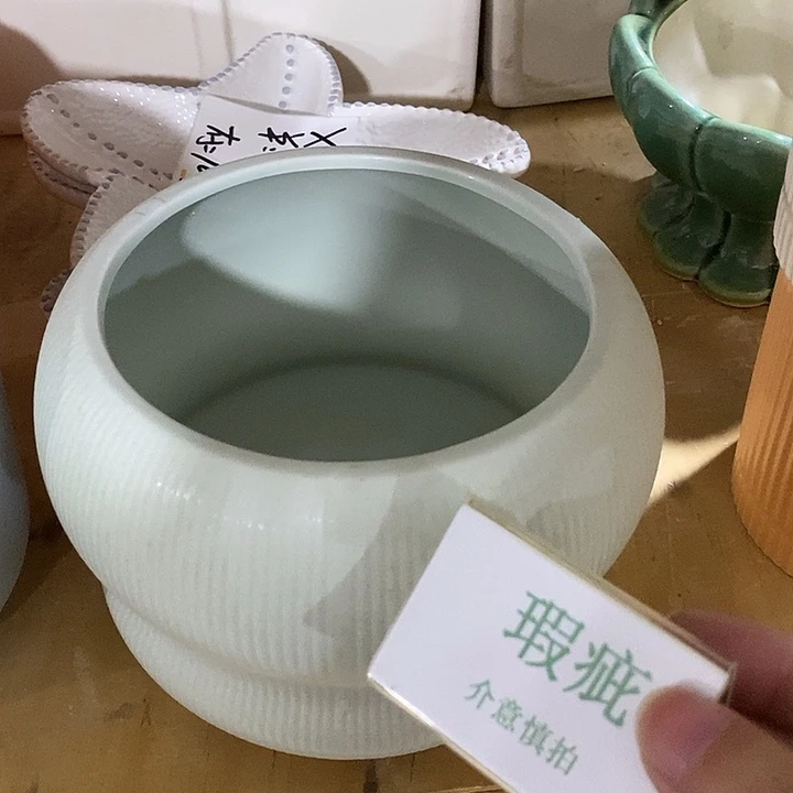 紫砂花盆多肉瑕疵盆有孔。