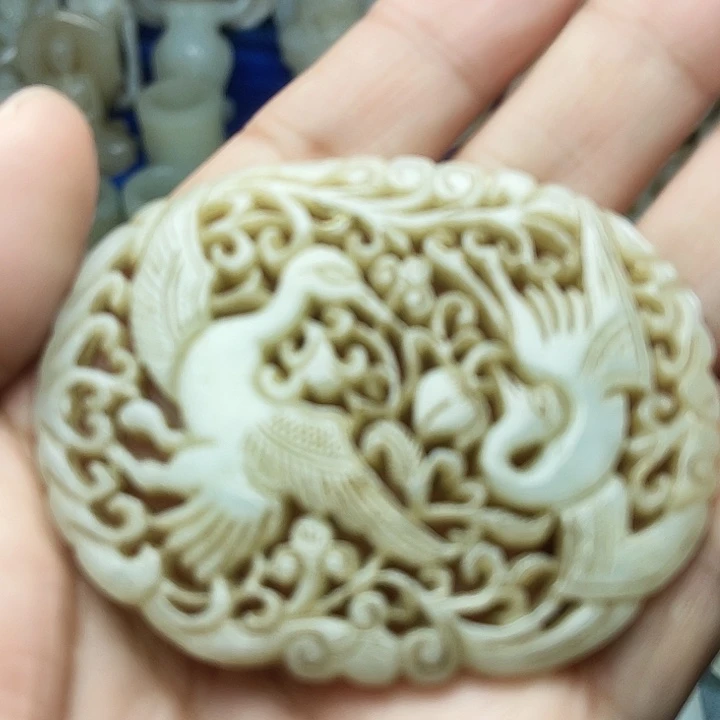 和田玉（青白玉）未镶嵌颈饰