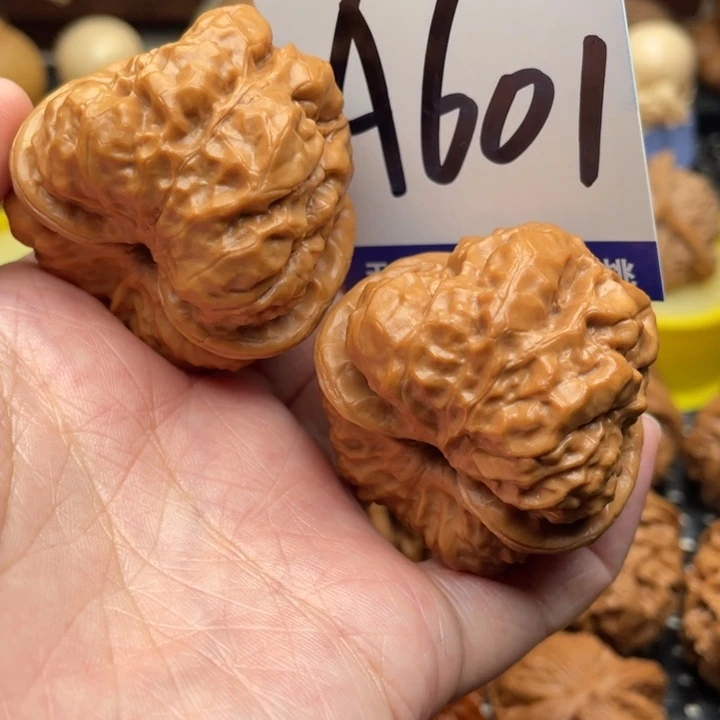 桃核把件蛤蟆头42