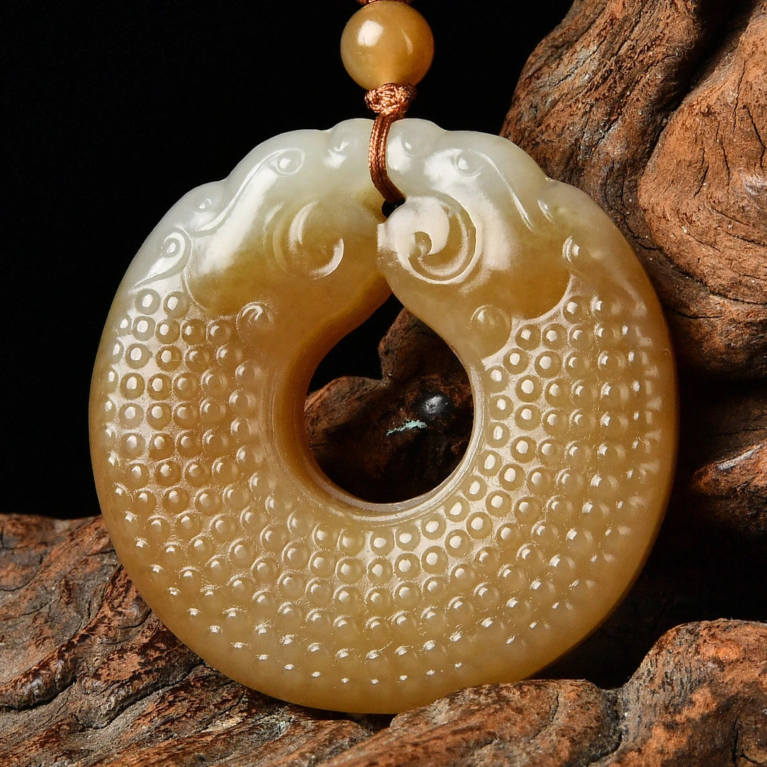 天然和田玉羊脂玉府上有龙吊坠男女款双龙护主玉坠平安扣玉石项链