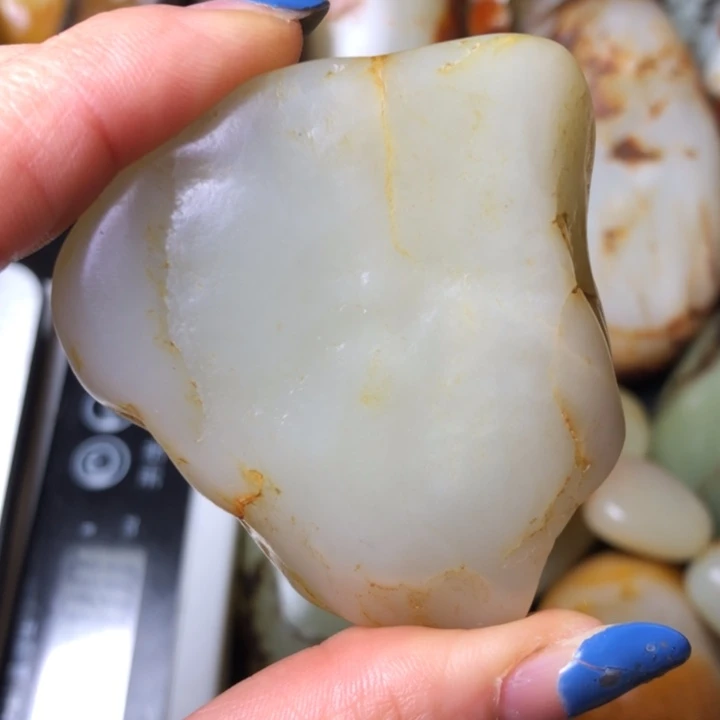 和田玉未镶嵌珠宝奇石