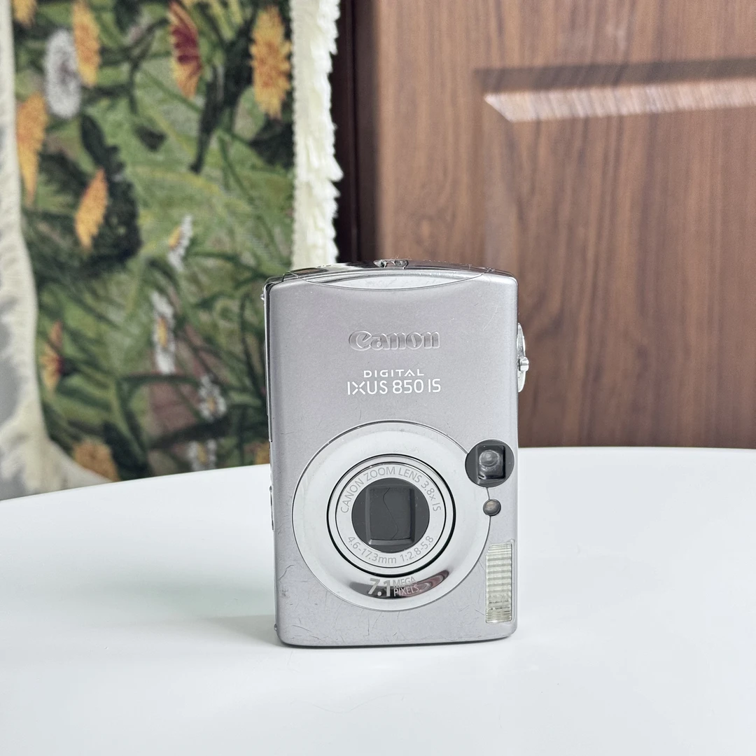9新 Canon/佳能 ixus850颜色710w像素4倍变焦ccd相机