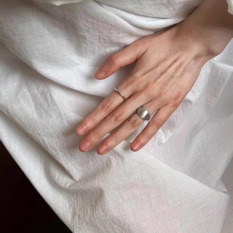 铜合金戒指 冷淡风哑光拉丝素圈戒指女小众高级感叠戴百搭食指戒