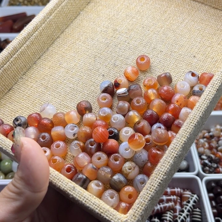 琉璃非金属2.5随机一颗