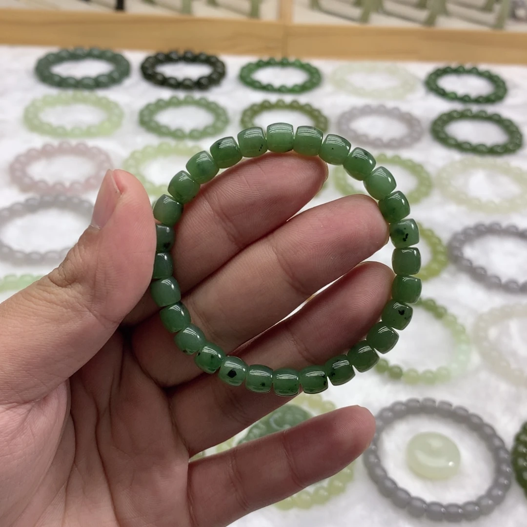 和田玉未镶嵌手串（直切猕猴桃碧玉7）