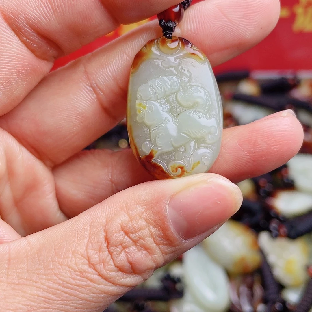 和田玉颈饰未镶嵌