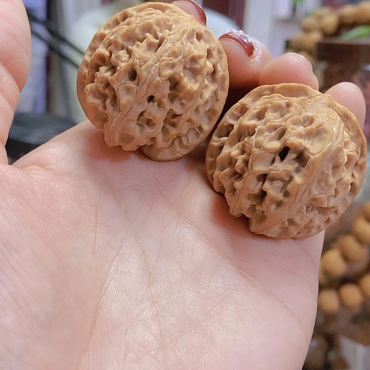 【闪购商品】文玩核桃把件37.5苹果