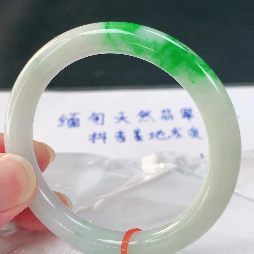 翡翠未镶嵌手镯428
