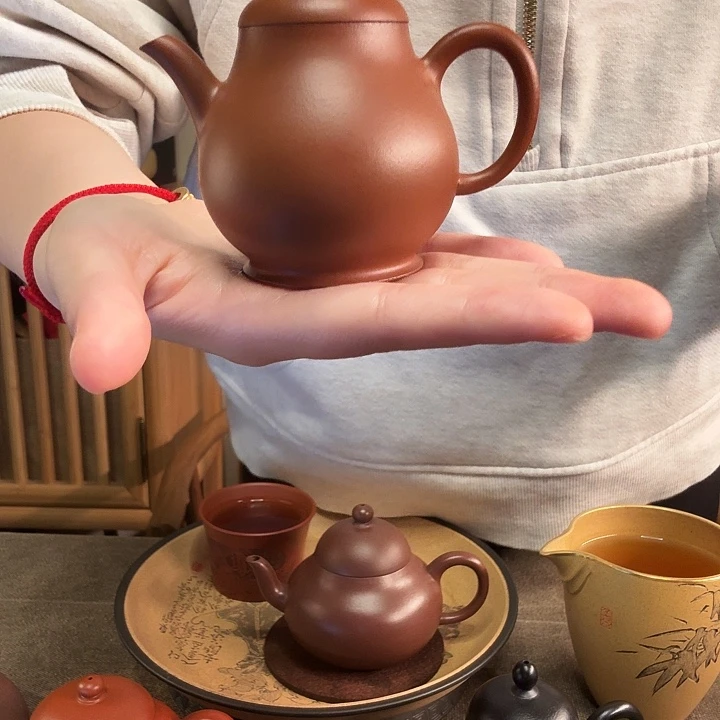 艾***月茶壶紫砂全手工制作朱泥梨形壶