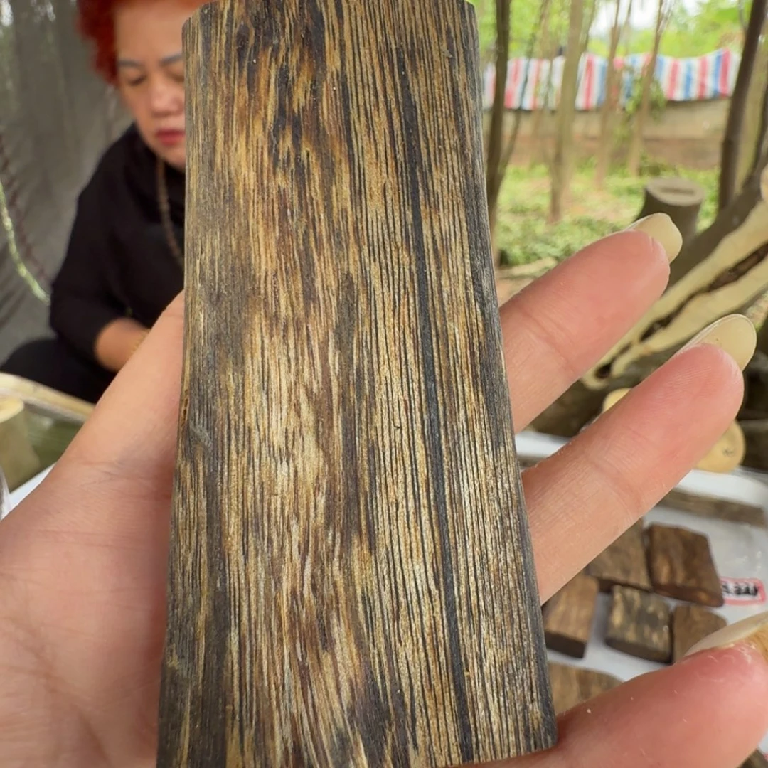 华***哥线香奇楠沉香原木