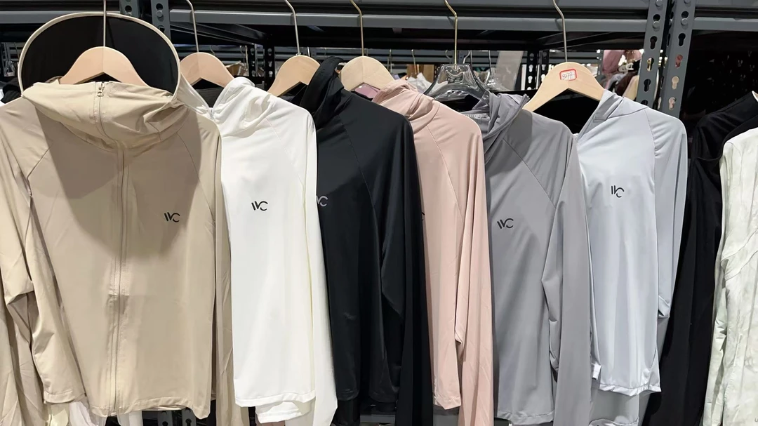 张金家夏款百搭纯色防晒衣黑胶帽檐同款外套VC