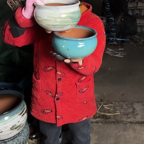 口20高32瑕疵两个。