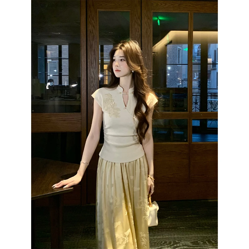 木子李的李【星离雨散】新中式小飞袖条纹针织上衣搭配垂感半身裙女