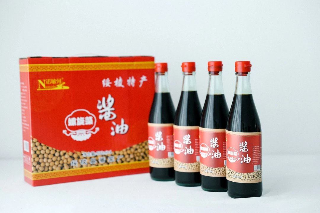 东北特产绥棱螺旋藻酱油纯粮酿造酸甜口味健康调味品大瓶实惠装