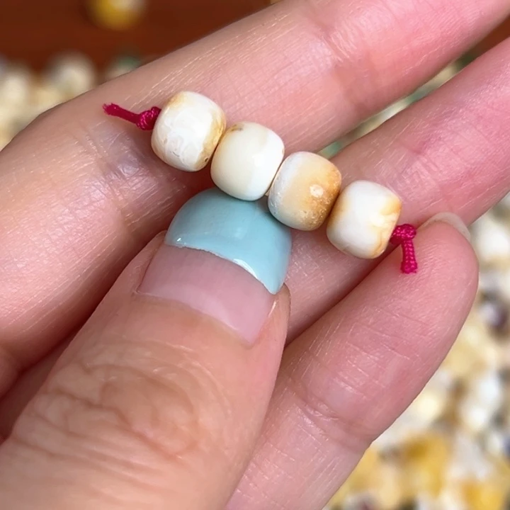 未镶嵌蜜蜡裸石7.1mm一组