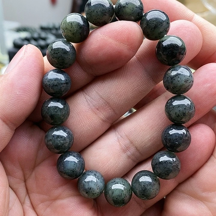 【闪购商品】未镶嵌手链和田玉12聚墨