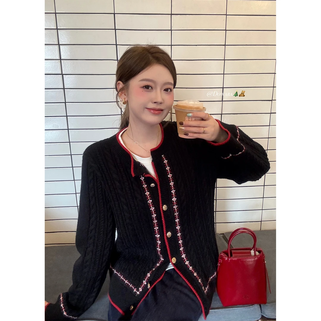 大婉酱微胖定制 小众设计黑色麻花毛衣冬季圆领撞色针织开衫6568D