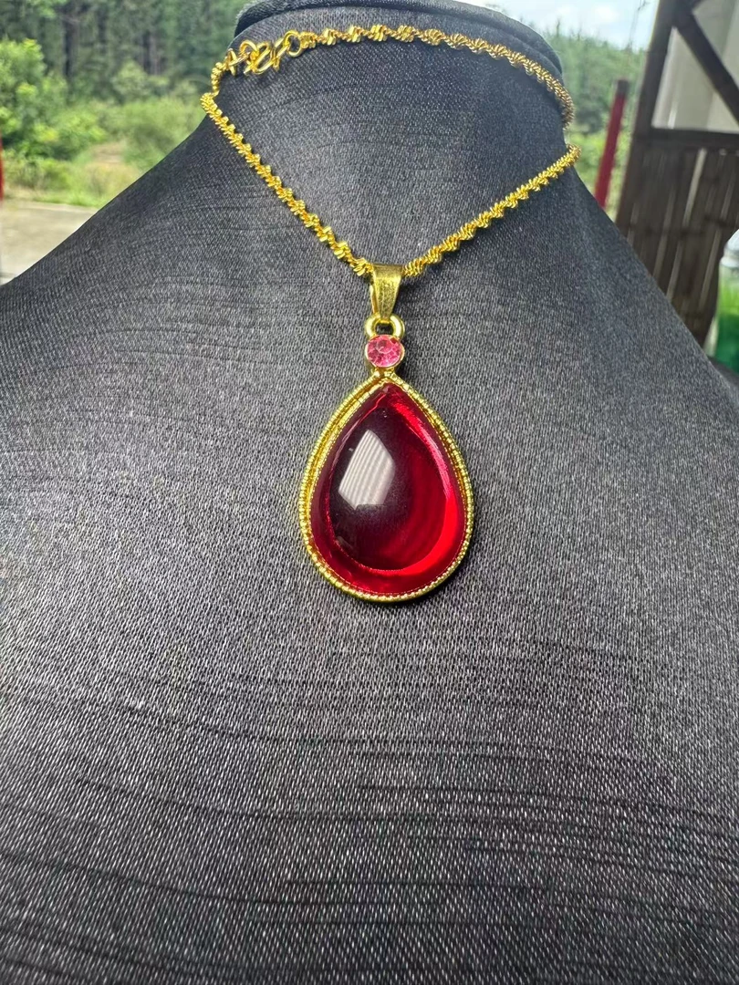 【砍价王精选】K20红色水滴吊坠