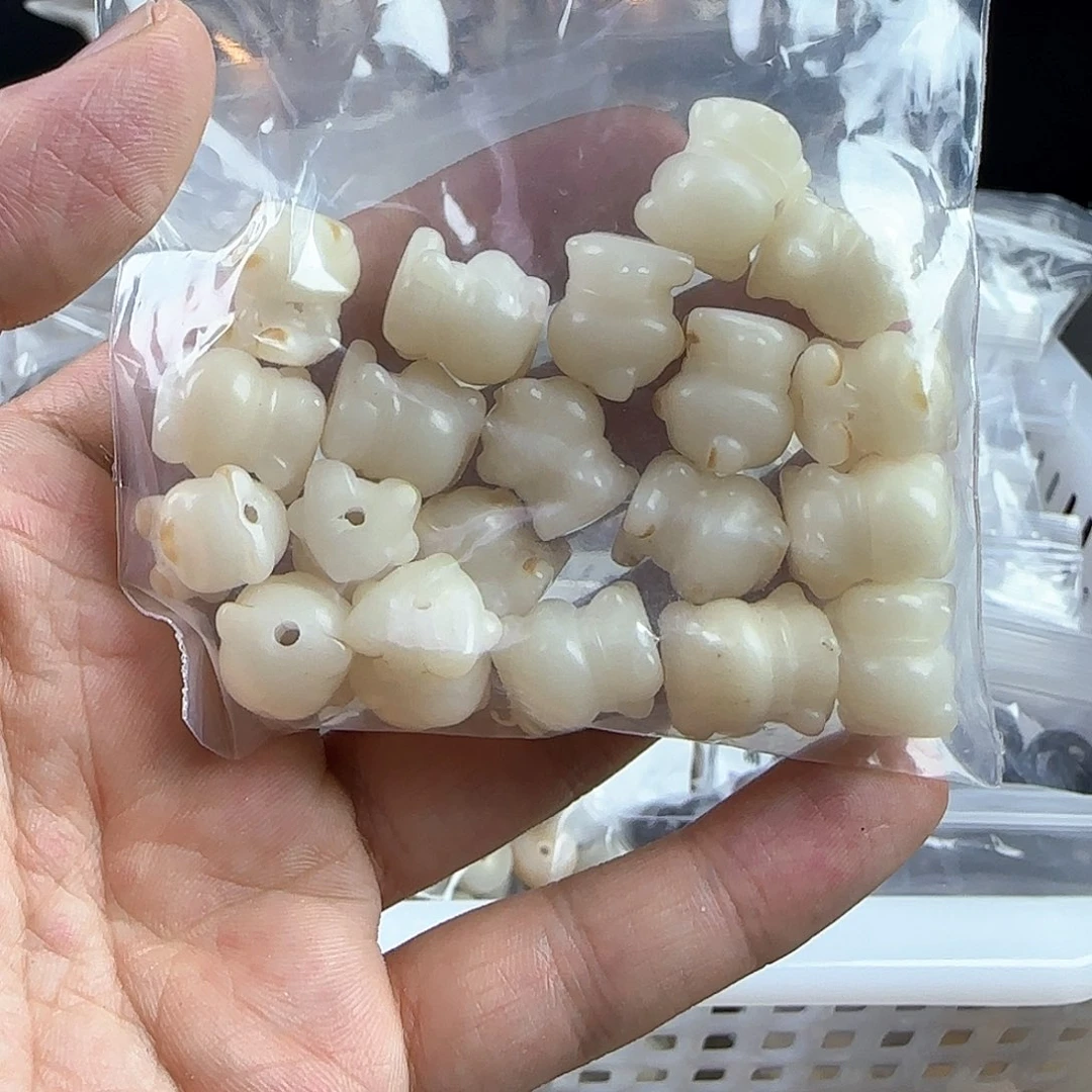 菩提根/象牙果吊坠芊****4瑕疵熊20颗