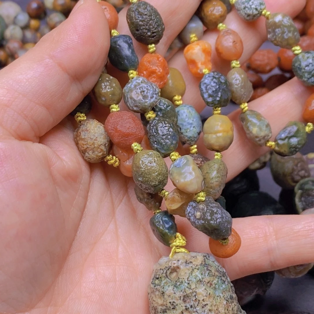 合金颈饰玛瑙/玉髓